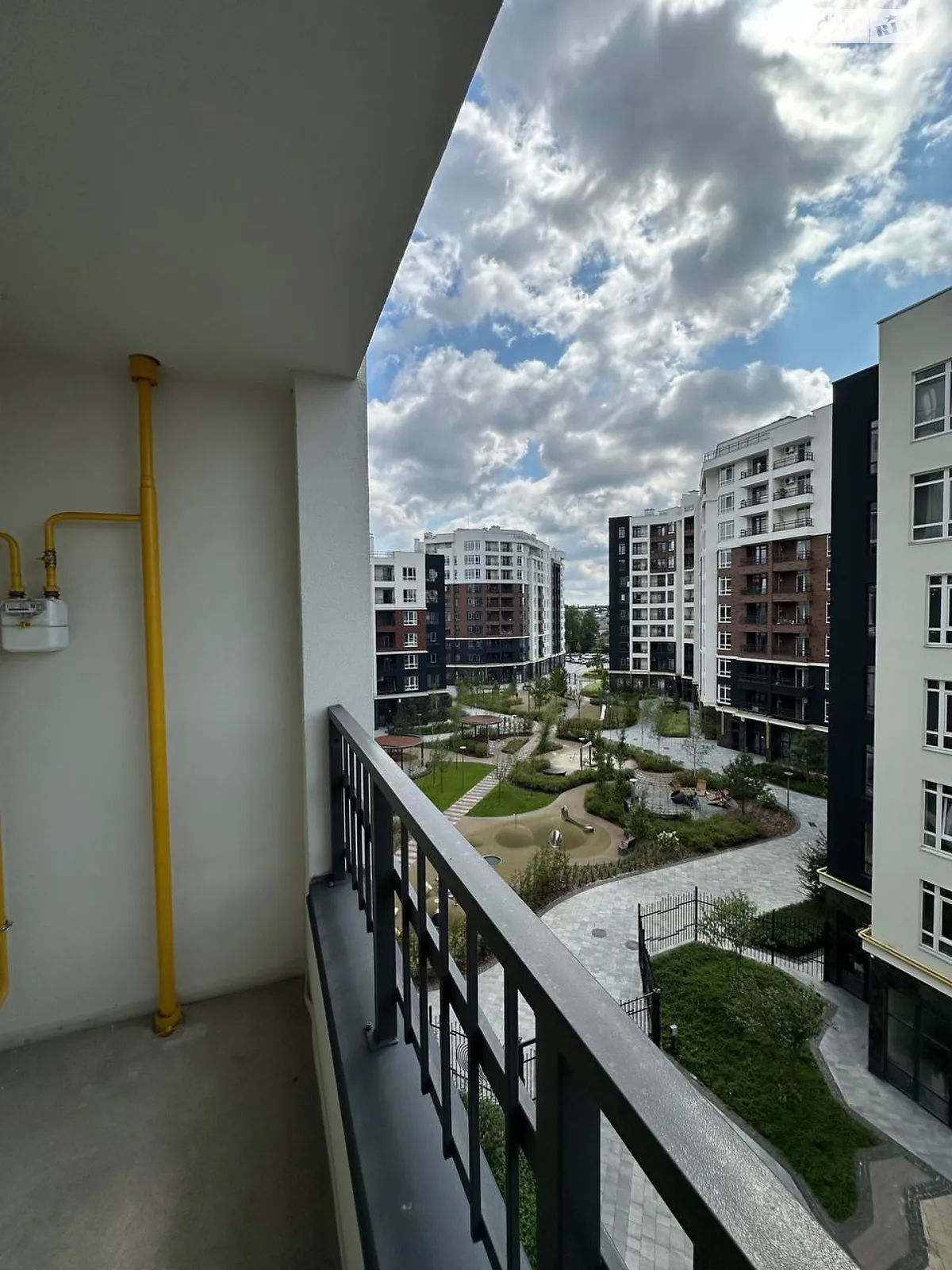 Продається 1-кімнатна квартира 37.8 кв. м у Ірпені, вул. Ольги Кобилянської(Достоєвського), 1В/3 - фото 1