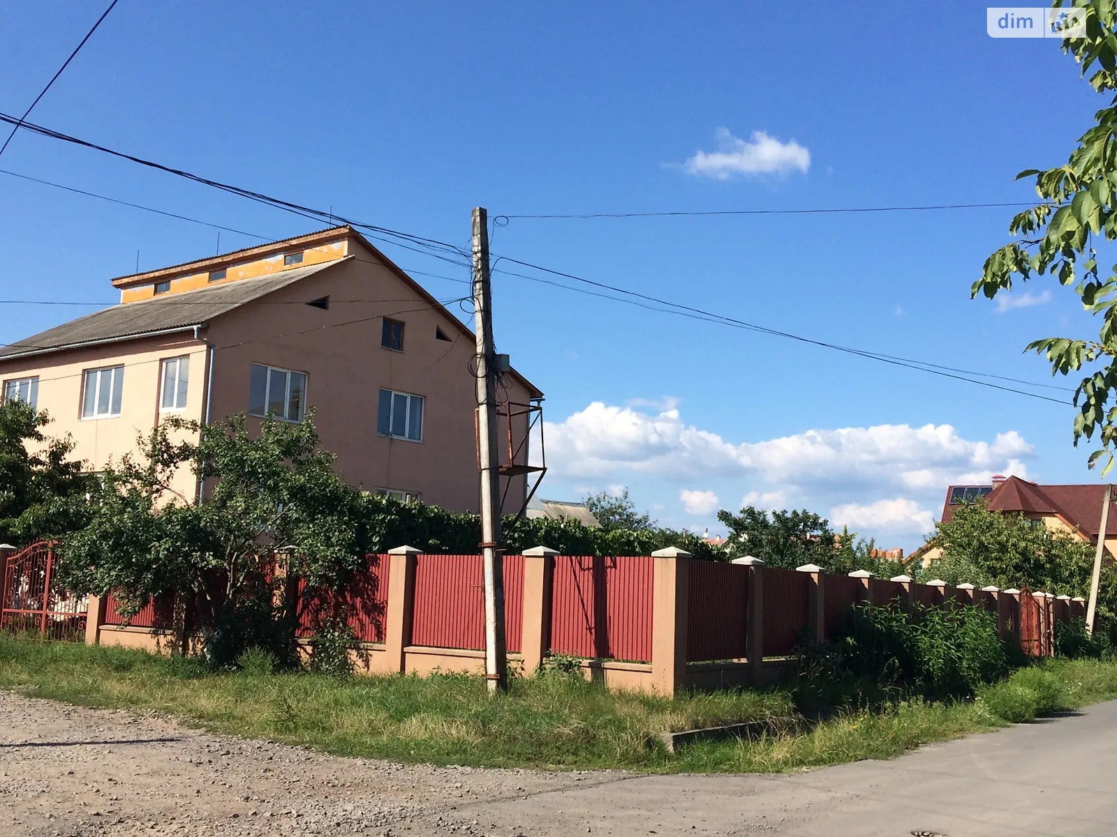 Продается дом на 2 этажа 400 кв. м с верандой, цена: 150000 $ - фото 1