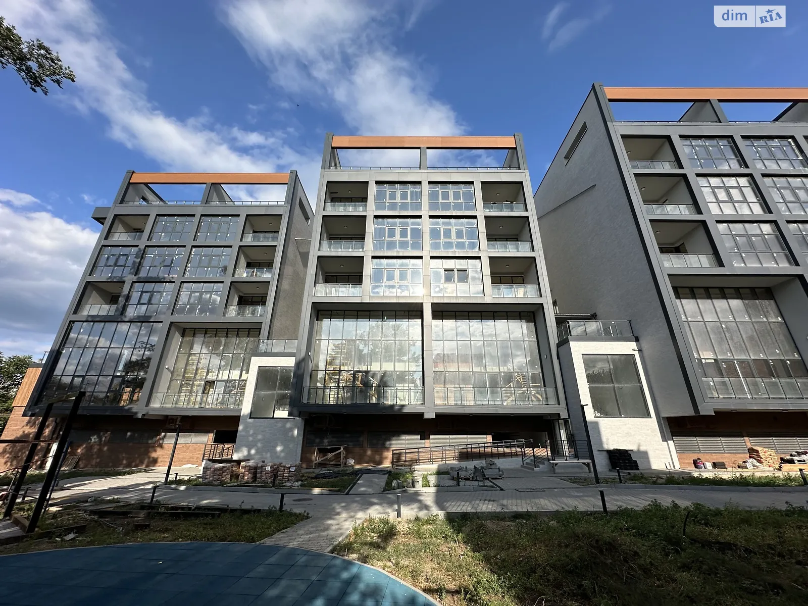 Продается 3-комнатная квартира 107 кв. м в Одессе, ул. Репина, 1Б - фото 1