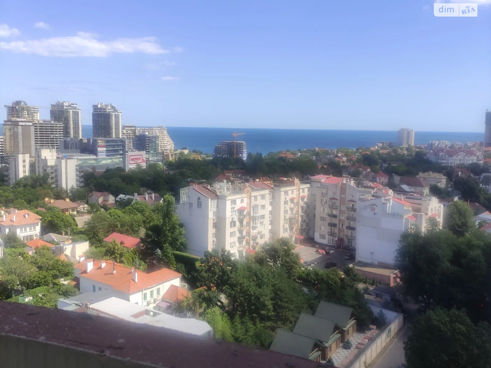 Продається 3-кімнатна квартира 103 кв. м у Одесі, вул. Педагогічна - фото 1