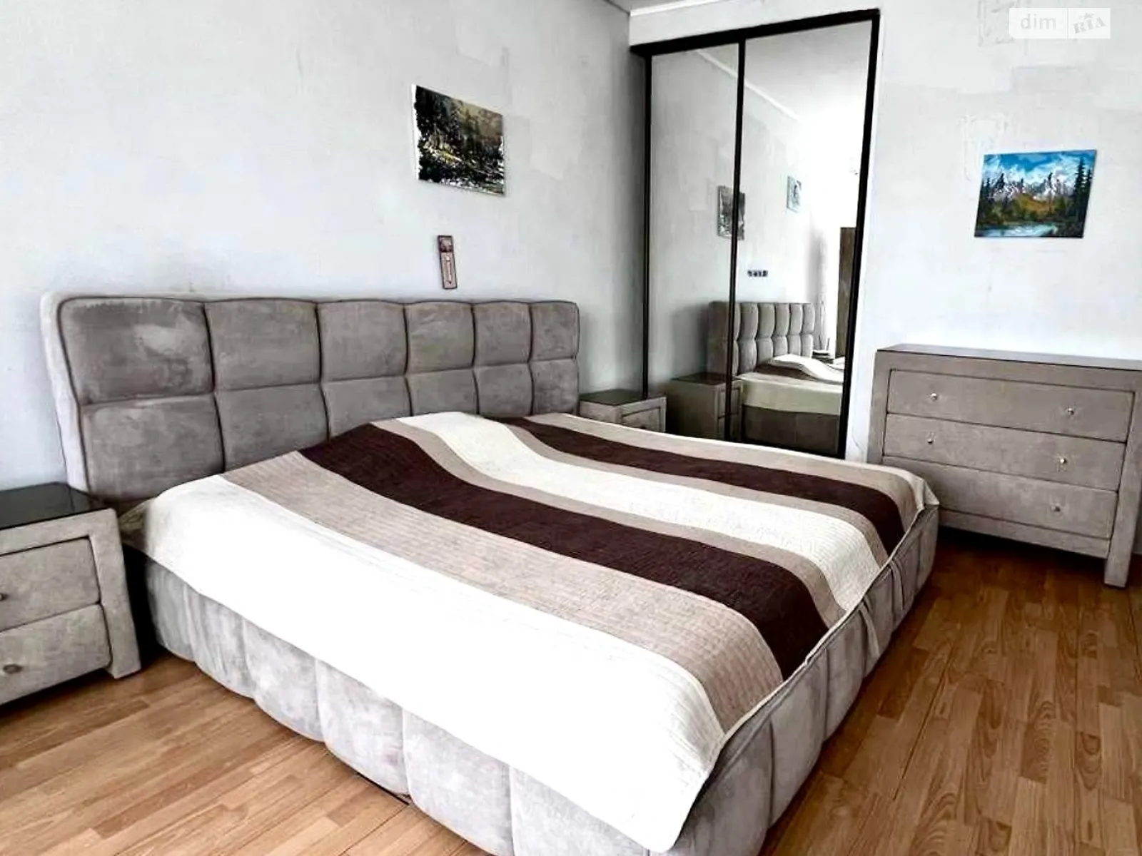 Продается дом на 2 этажа 237 кв. м с верандой, цена: 209000 $ - фото 1