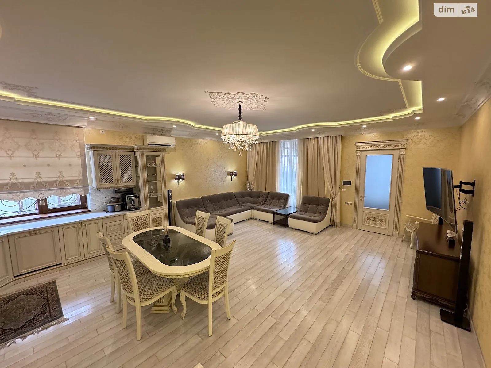 Продається будинок 2 поверховий 200 кв. м з каміном, цена: 550000 $ - фото 1