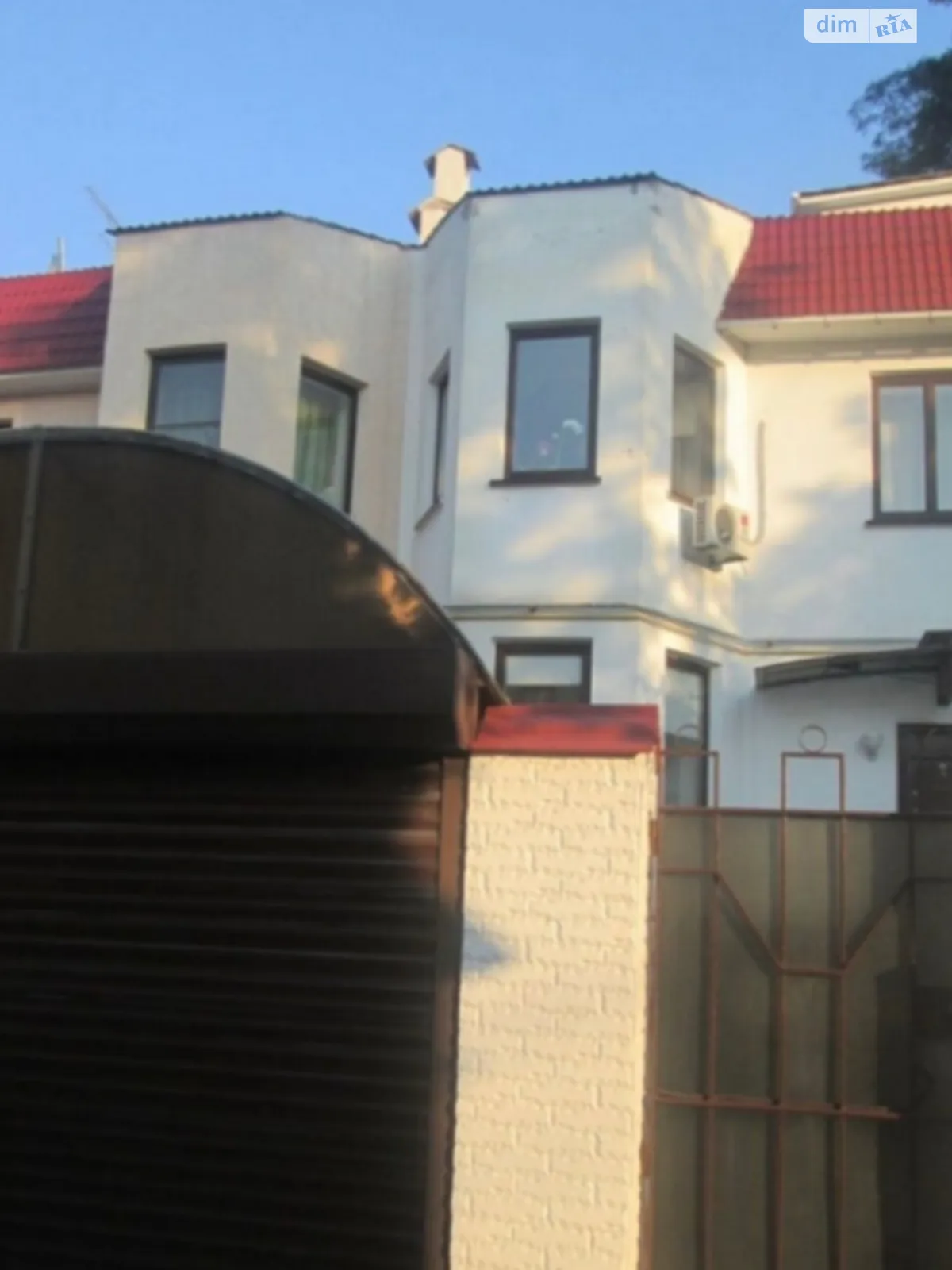 Продается дом на 2 этажа 200.8 кв. м с мебелью, цена: 360000 $ - фото 1