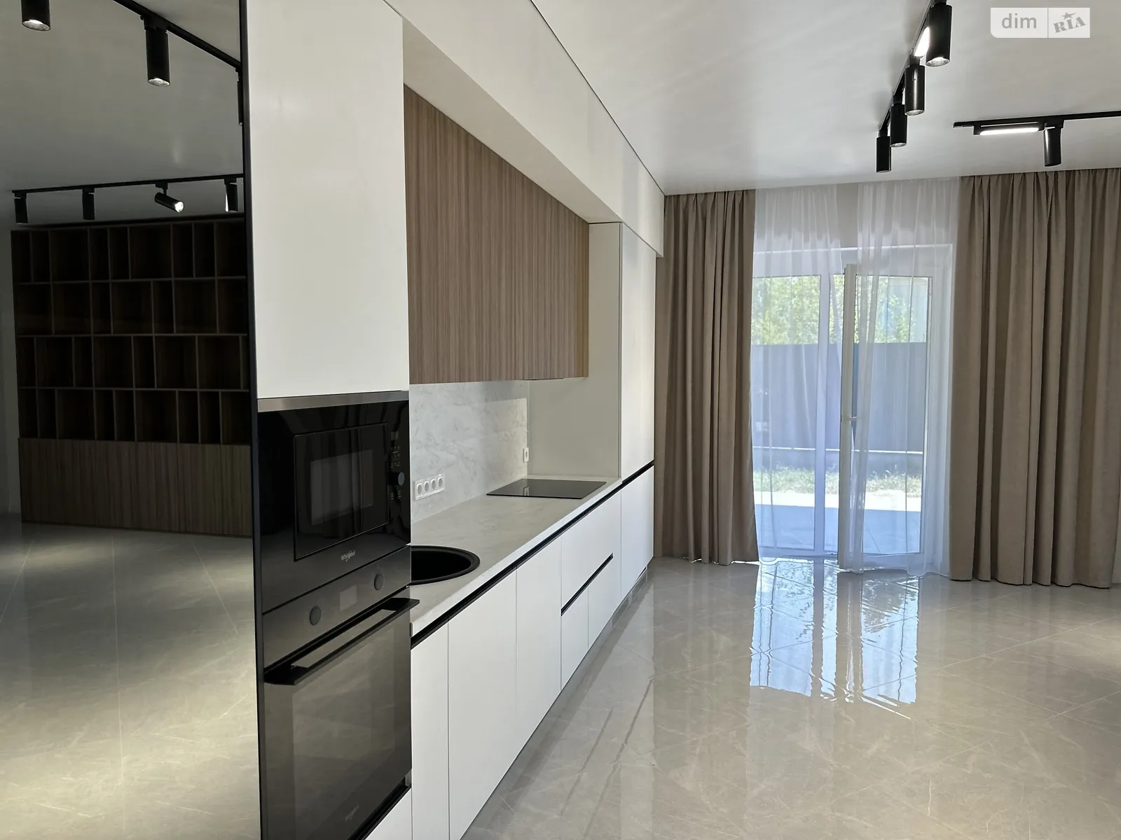 Продається одноповерховий будинок 145 кв. м з подвалом, цена: 240000 $ - фото 1
