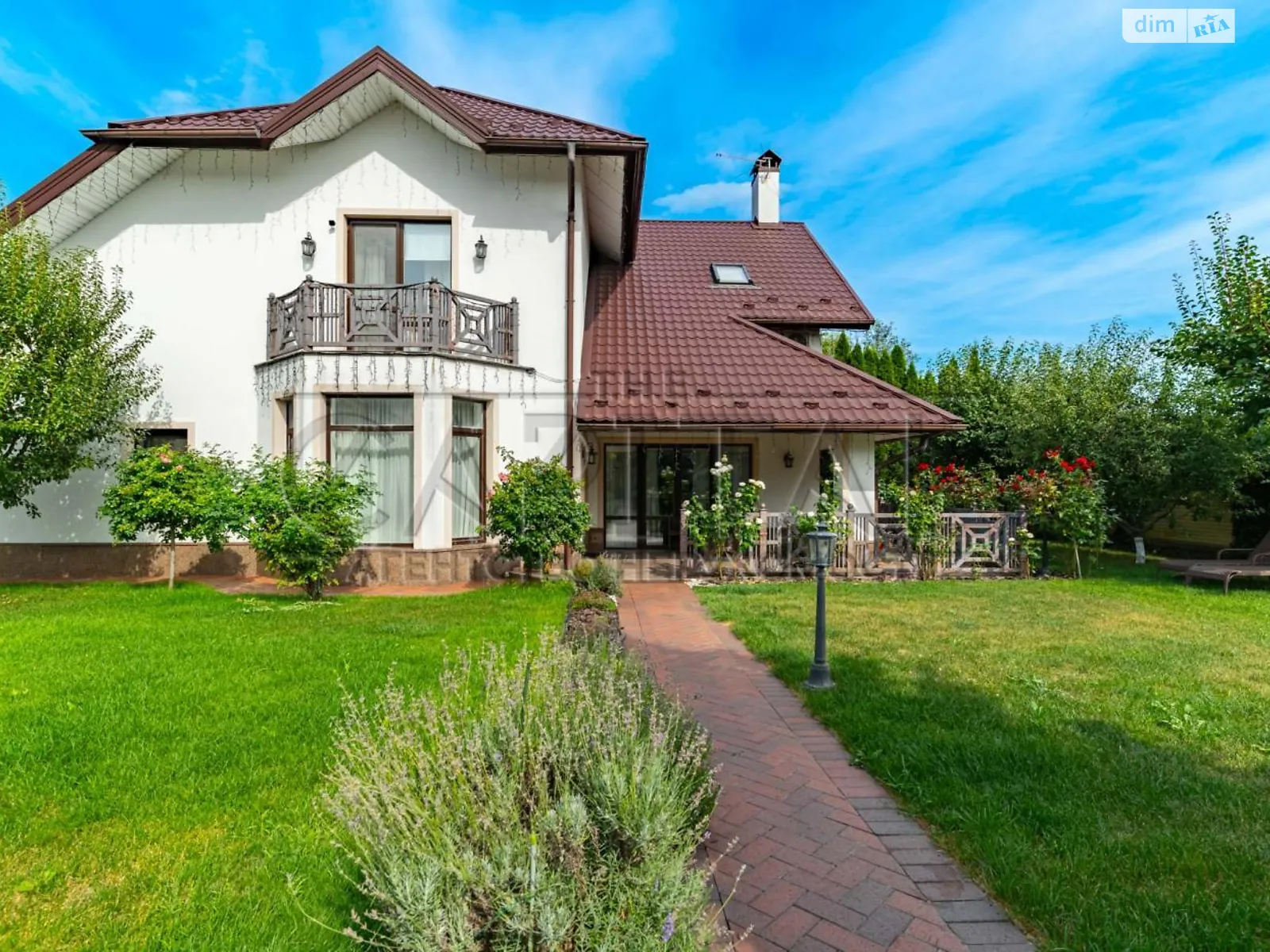 Сдается в аренду дом на 3 этажа 400 кв. м с баней/сауной, цена: 5000 $ - фото 1