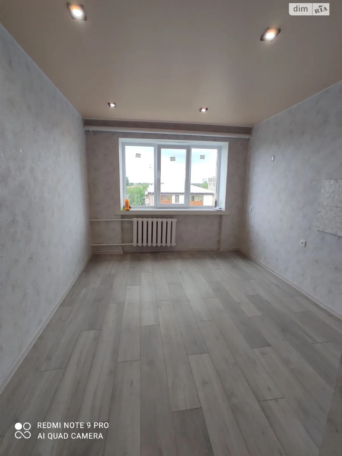 Продается 1-комнатная квартира 18 кв. м в Ровно, ул. Фабричная - фото 1
