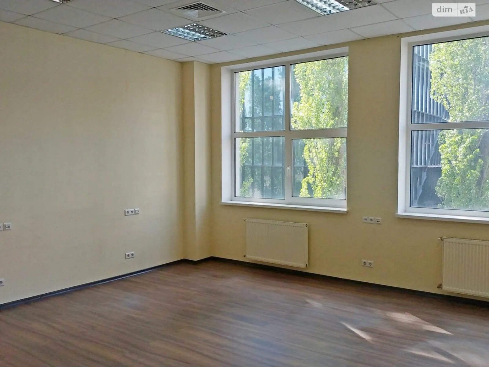 Здається в оренду офіс 126.9 кв. м в бізнес-центрі, цена: 41020 грн - фото 1