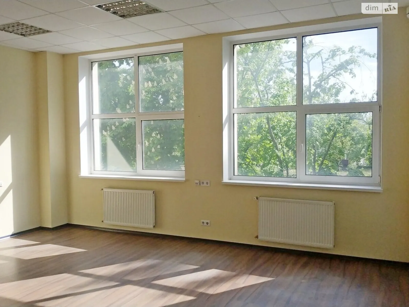 Здається в оренду офіс 126.9 кв. м в бізнес-центрі, цена: 41040 грн - фото 1