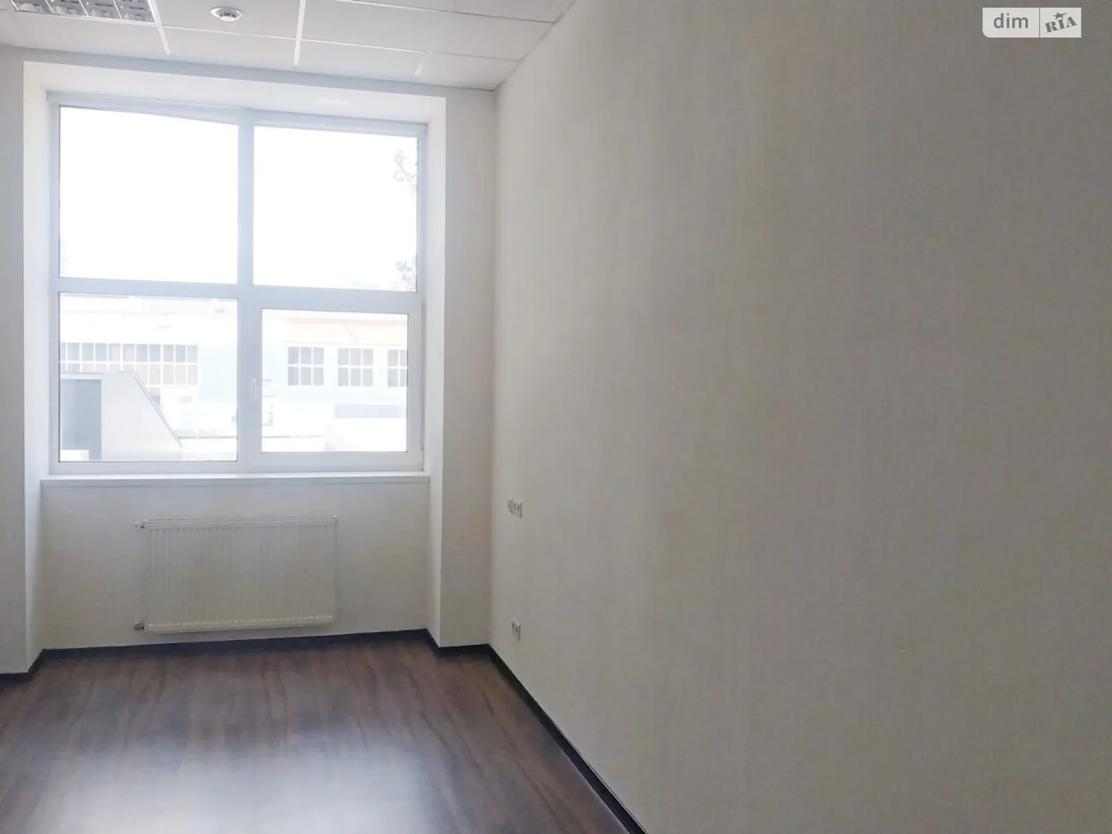 Здається в оренду офіс 22.2 кв. м в бізнес-центрі, цена: 9620 грн - фото 1