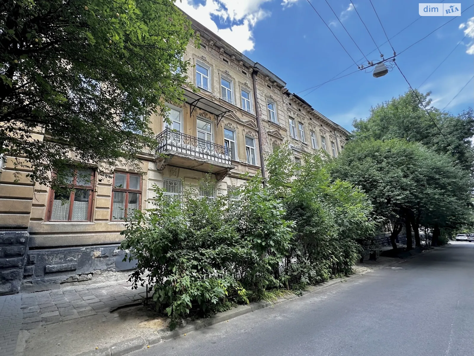 Продається 2-кімнатна квартира 65 кв. м у Львові, вул. Кучера Академіка, 24 - фото 1