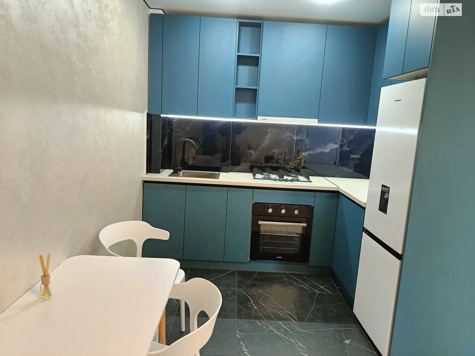 2-кімнатна квартира 56 кв. м у Тернополі, вул. Київська, 9Г - фото 1