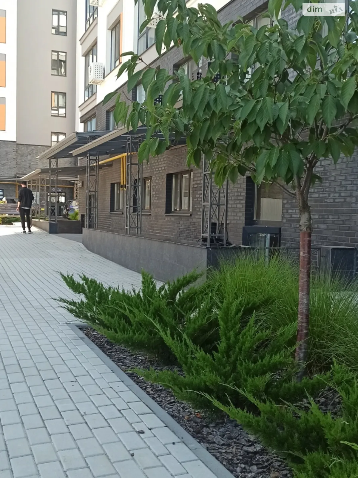 Здається в оренду приміщення вільного призначення 108 кв. м в 6-поверховій будівлі, цена: 43000 грн - фото 1