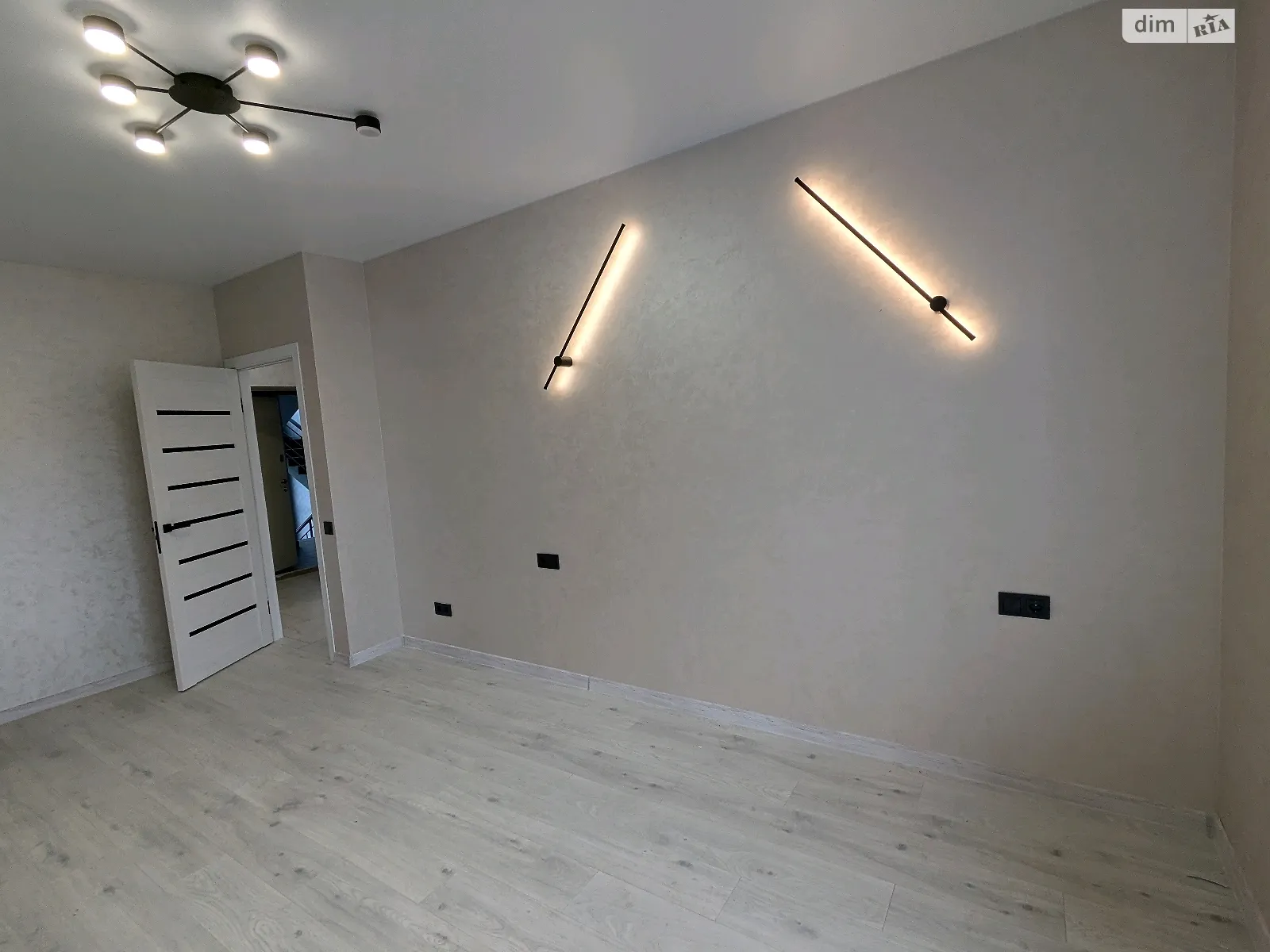 Продается 1-комнатная квартира 37 кв. м в Ирпене, 2-й пер. Украинский - фото 1