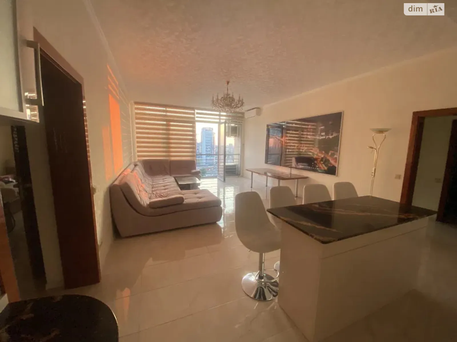 Продается 4-комнатная квартира 125 кв. м в Днепре, спуск Крутогорный, 28 - фото 1