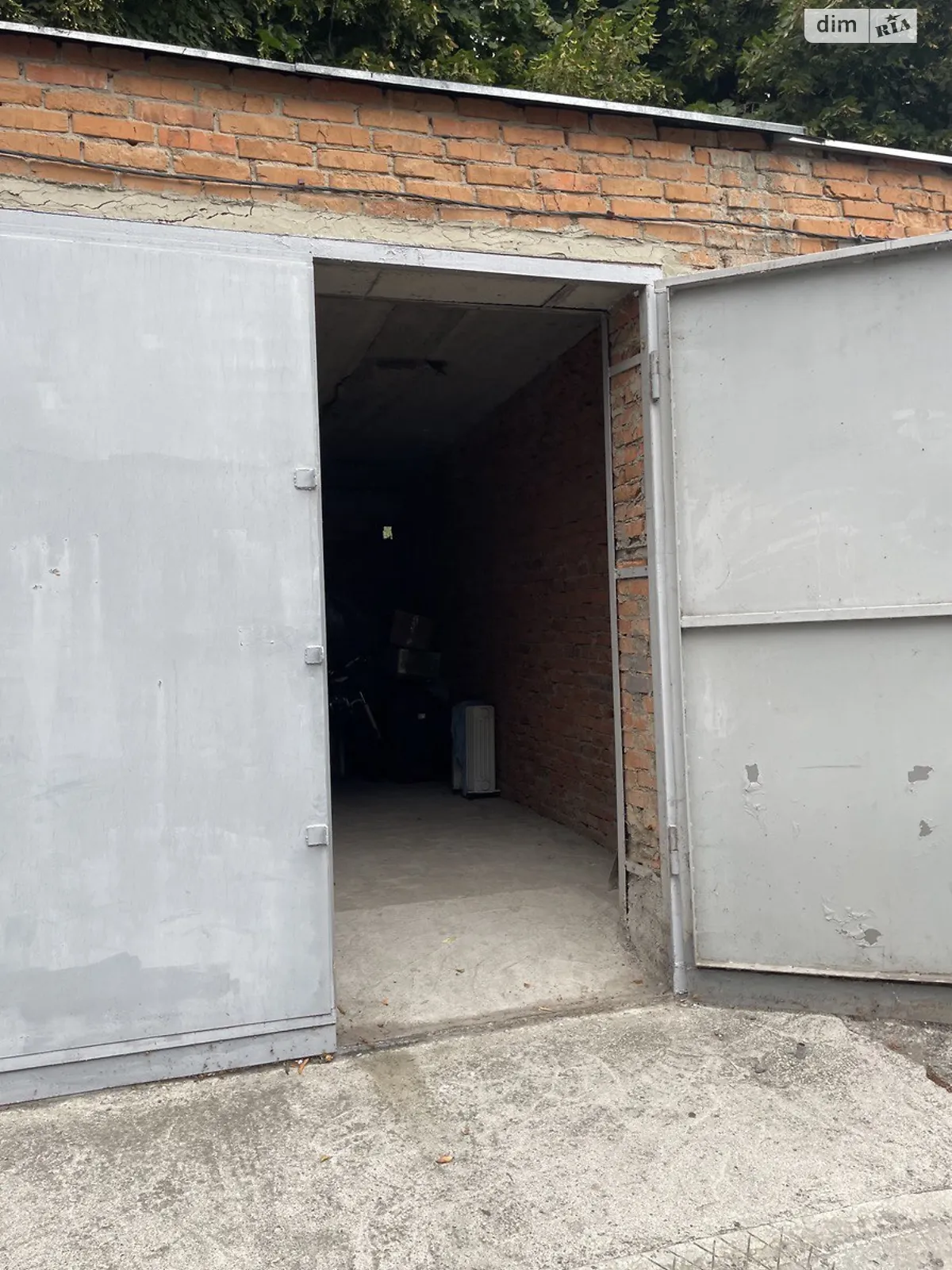 Продается отдельно стоящий гараж под бус на 20.3 кв. м, цена: 23600 $ - фото 1
