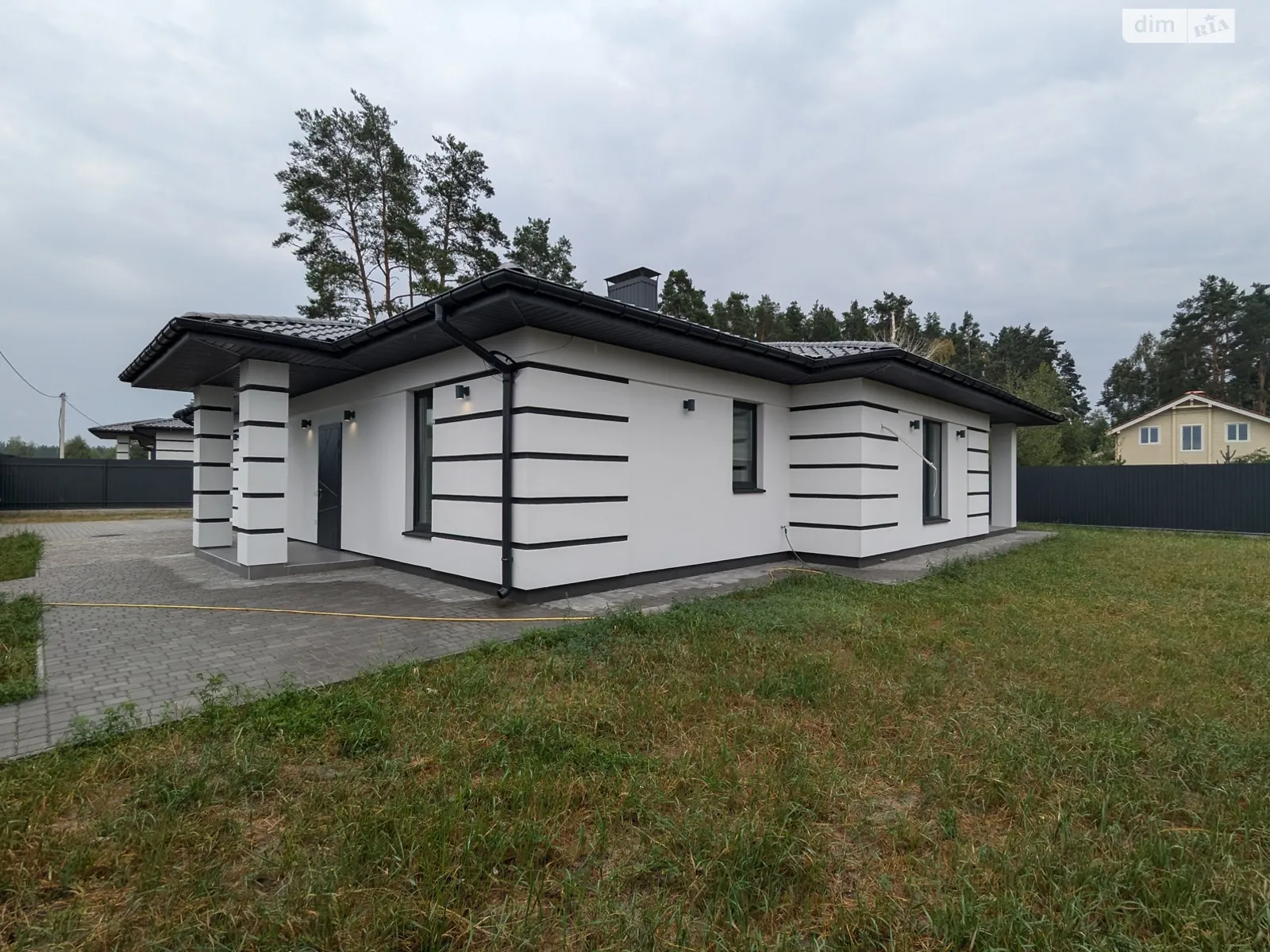 Продается одноэтажный дом 144.27 кв. м с участком, цена: 240000 $ - фото 1