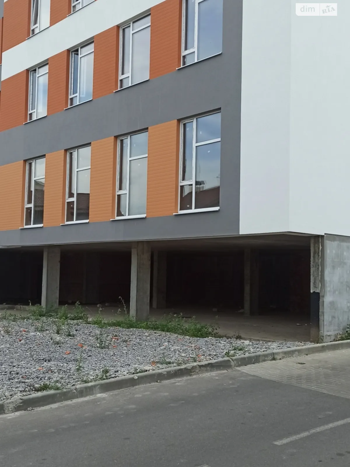 Здається в оренду приміщення вільного призначення 120 кв. м в 5-поверховій будівлі, цена: 60000 грн - фото 1