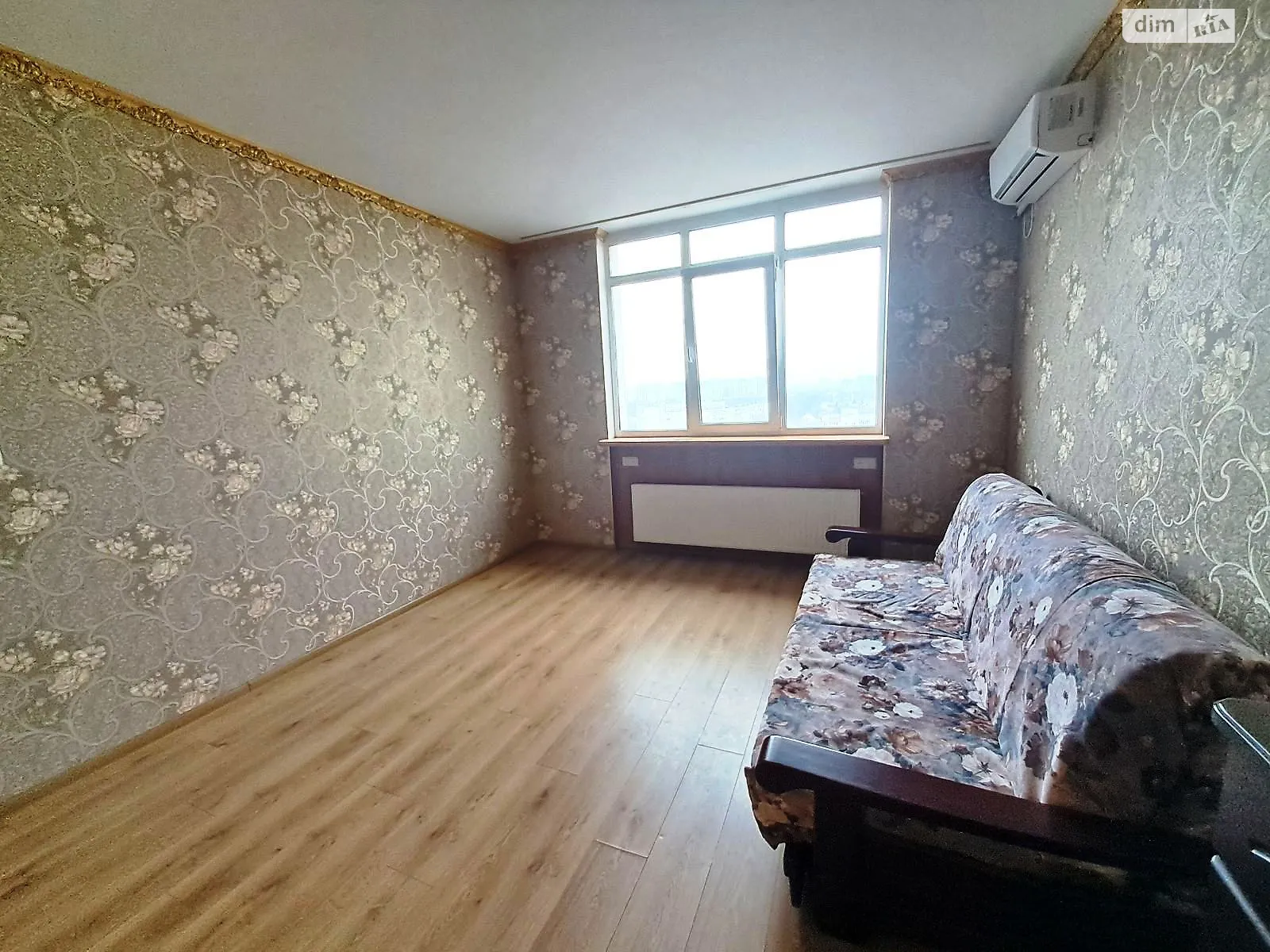 Продається 1-кімнатна квартира 46 кв. м у Одесі, вул. Якова Бреуса - фото 1
