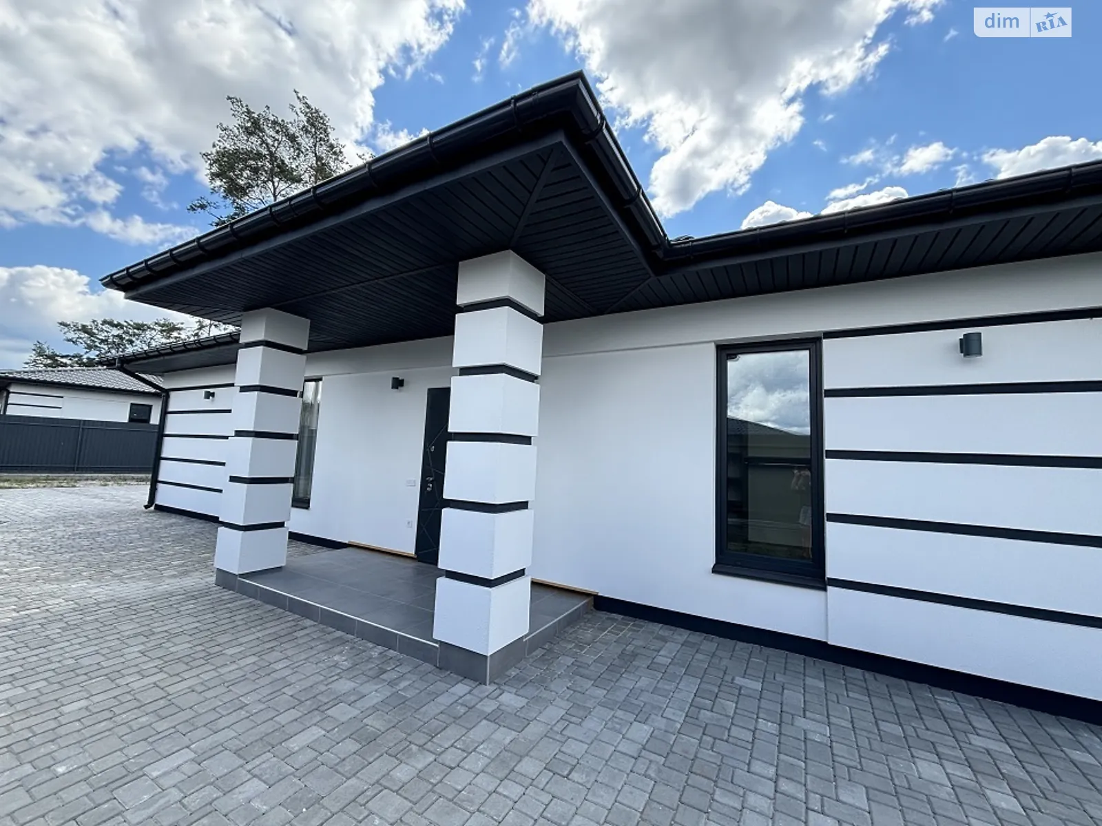 Продается одноэтажный дом 100 кв. м с садом, цена: 135000 $ - фото 1