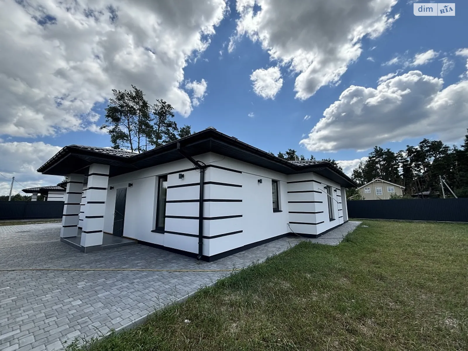 Продається одноповерховий будинок 120 кв. м з каміном, цена: 149000 $ - фото 1
