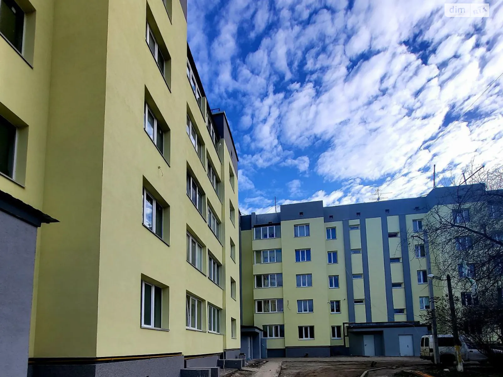 Продається 3-кімнатна квартира 72 кв. м у Гостомелі, вул. Проскурівська - фото 1