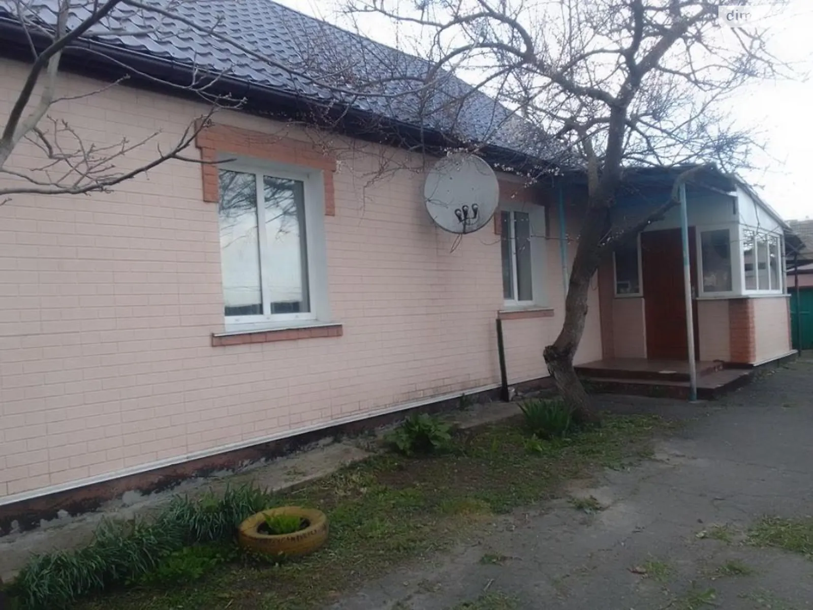 Продається одноповерховий будинок 55 кв. м з балконом, цена: 500000 грн - фото 1