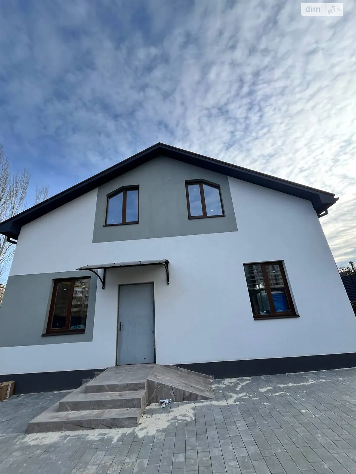 Продается дом на 2 этажа 163.4 кв. м с верандой, цена: 95000 $ - фото 1