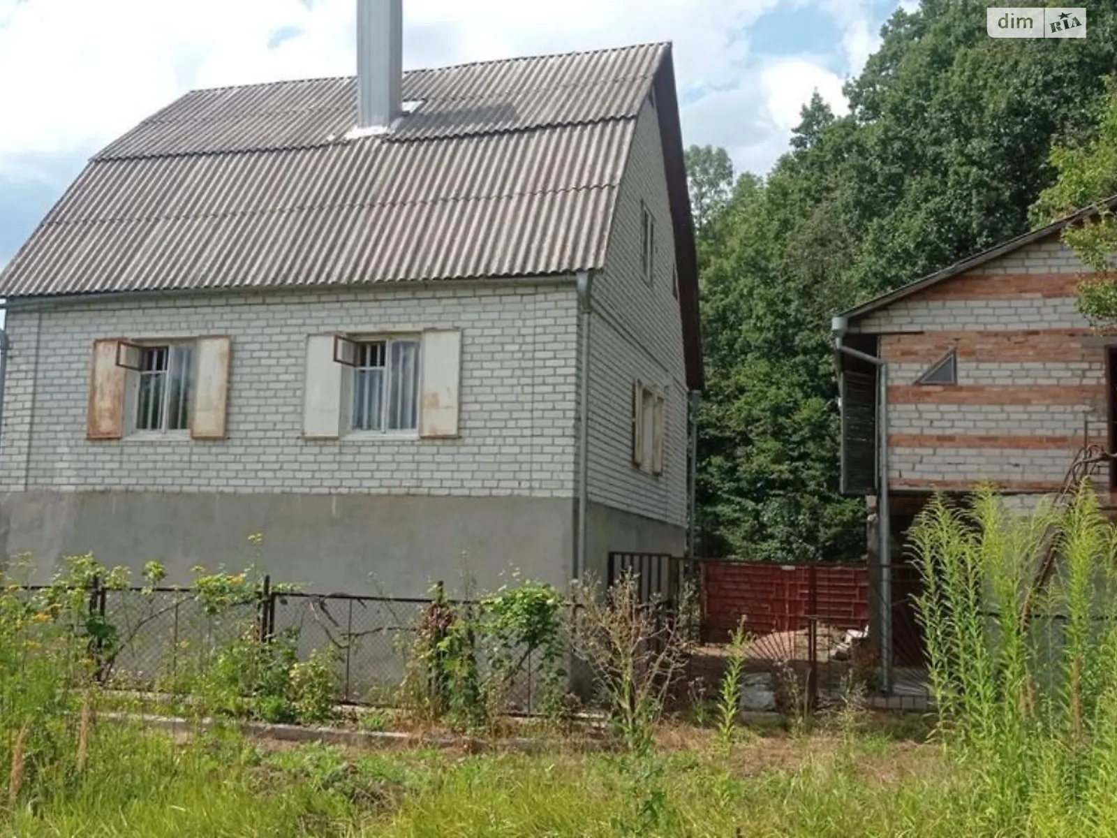 Продается дом на 3 этажа 175 кв. м с террасой, цена: 24000 $ - фото 1