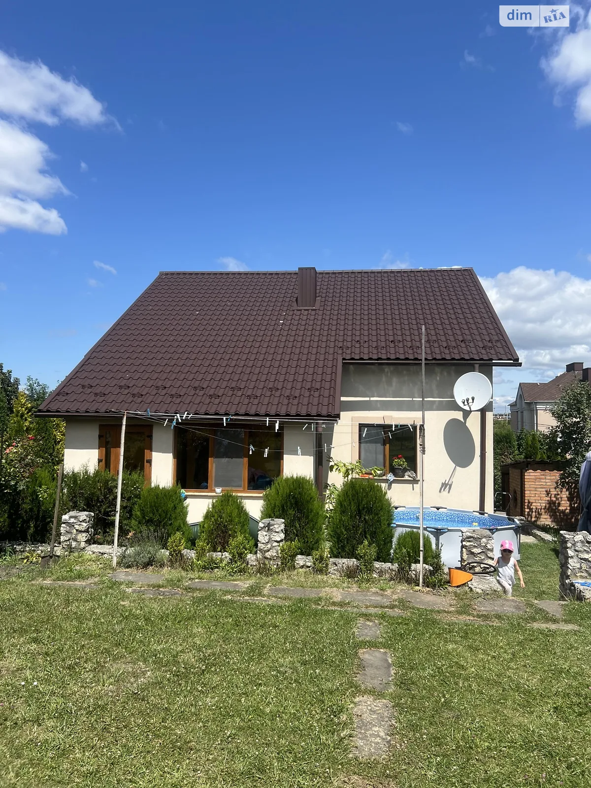 Продается дом на 2 этажа 182 кв. м с садом, цена: 165000 $ - фото 1