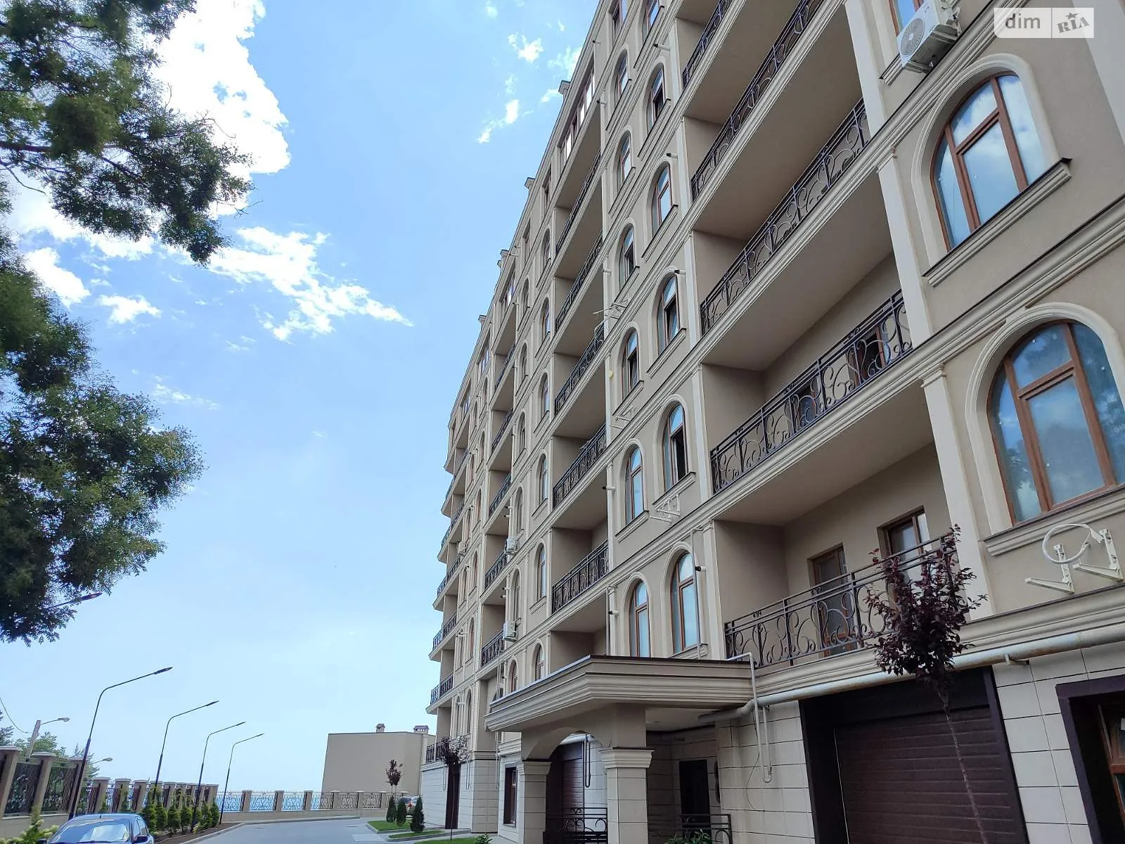 Продается 1-комнатная квартира 48.4 кв. м в Одессе, ул. Дача Ковалевского - фото 1
