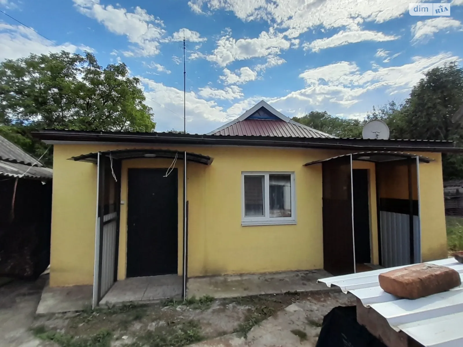 Продается одноэтажный дом 1000 кв. м с беседкой, цена: 11500 $ - фото 1