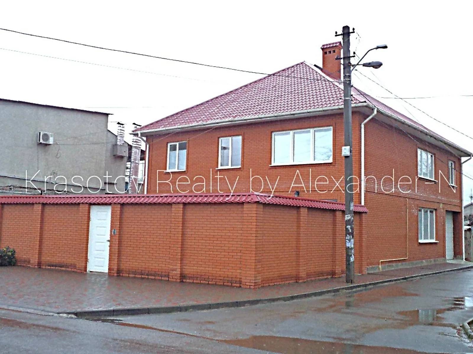 Продается дом на 2 этажа 285.3 кв. м с балконом, цена: 165000 $ - фото 1