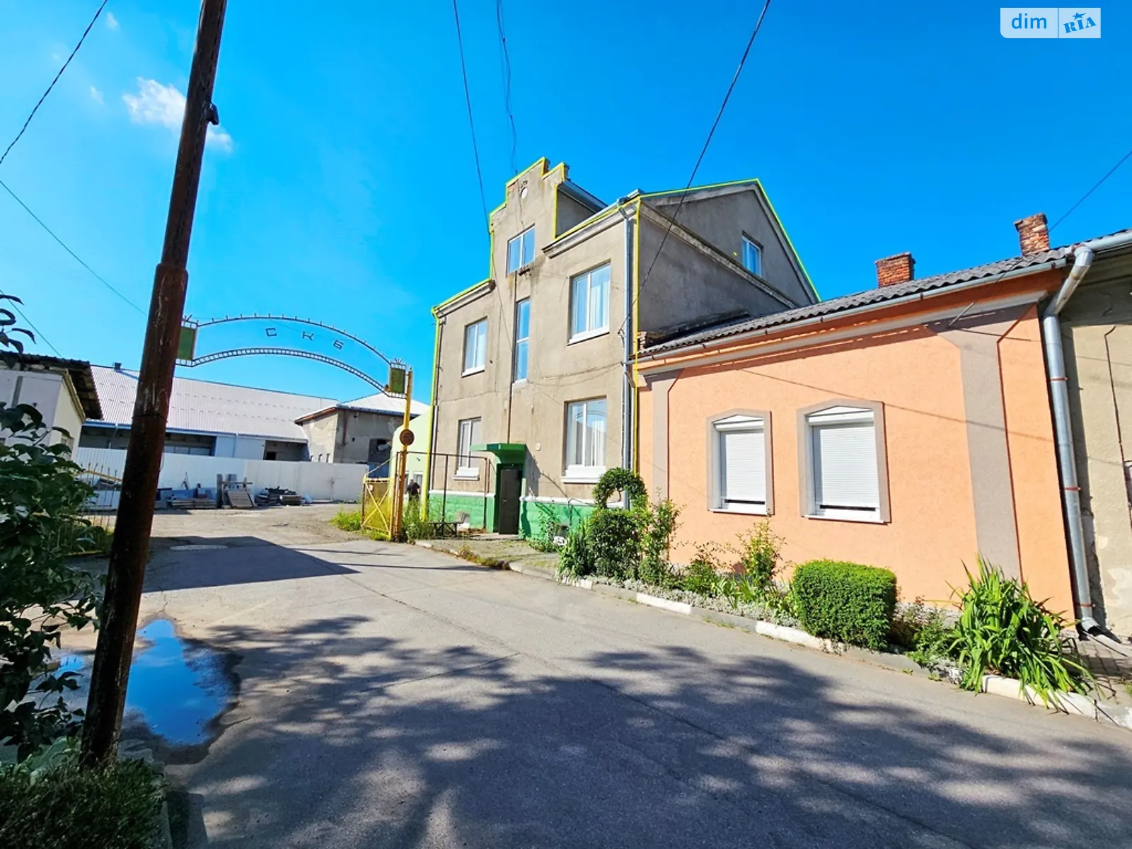 Продается офис 406 кв. м в бизнес-центре, цена: 115710 $ - фото 1
