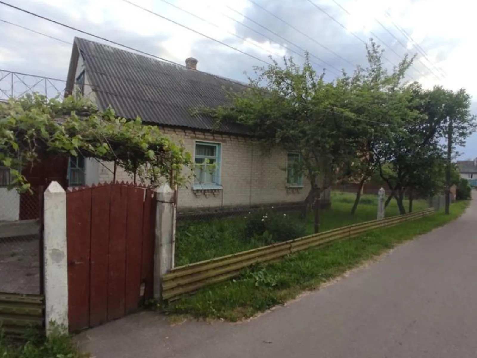 Продається одноповерховий будинок 101 кв. м з бесідкою, цена: 75000 $ - фото 1