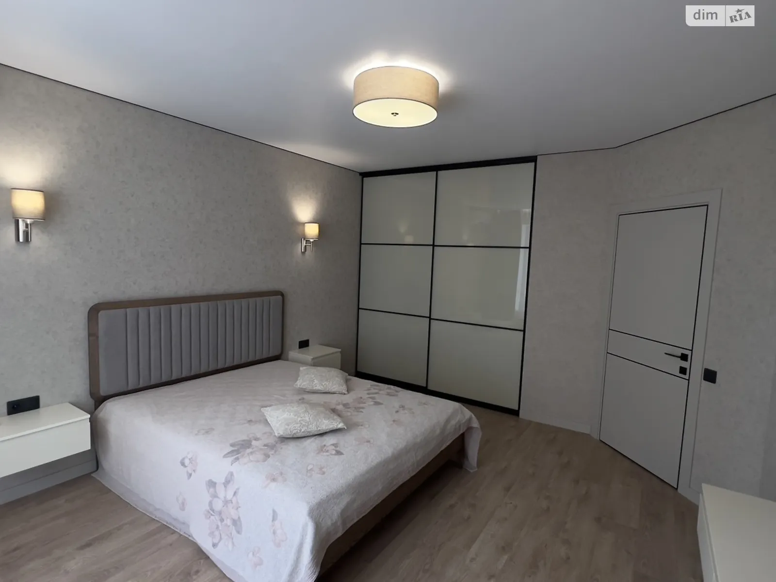 Продается 1-комнатная квартира 48.3 кв. м в Полтаве, ул. Сенная, 19 - фото 1