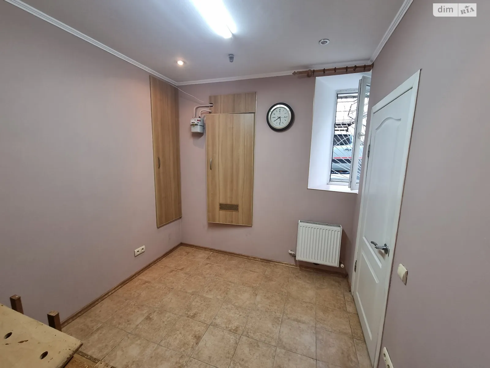 Продается 4-комнатная квартира 47 кв. м в Одессе, ул. Екатерининская, 26 - фото 1