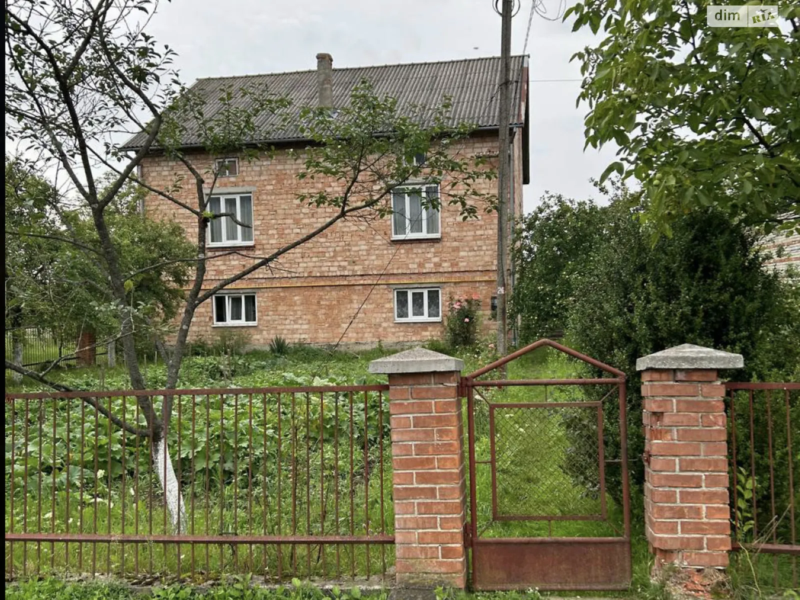 Продается дом на 2 этажа 219.6 кв. м с подвалом, цена: 39000 $ - фото 1
