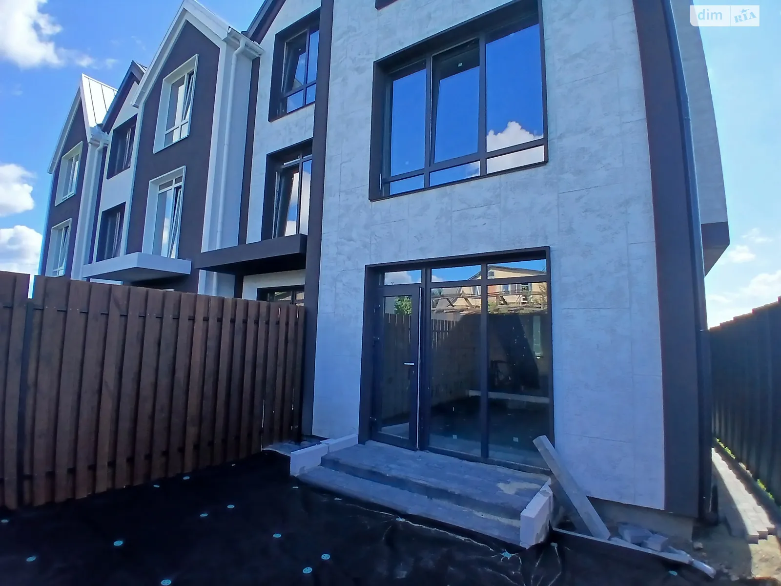 ул. Днепровская, 27А Гостомель, цена: 65000 $ - фото 1