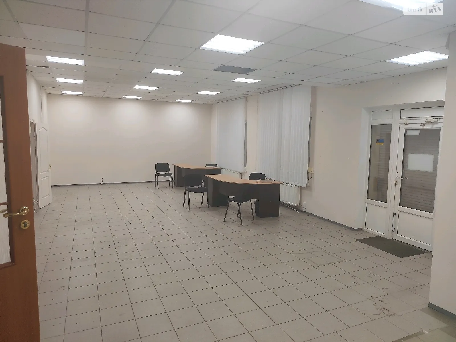 Здається в оренду приміщення вільного призначення 115 кв. м в 1-поверховій будівлі, цена: 15000 грн - фото 1