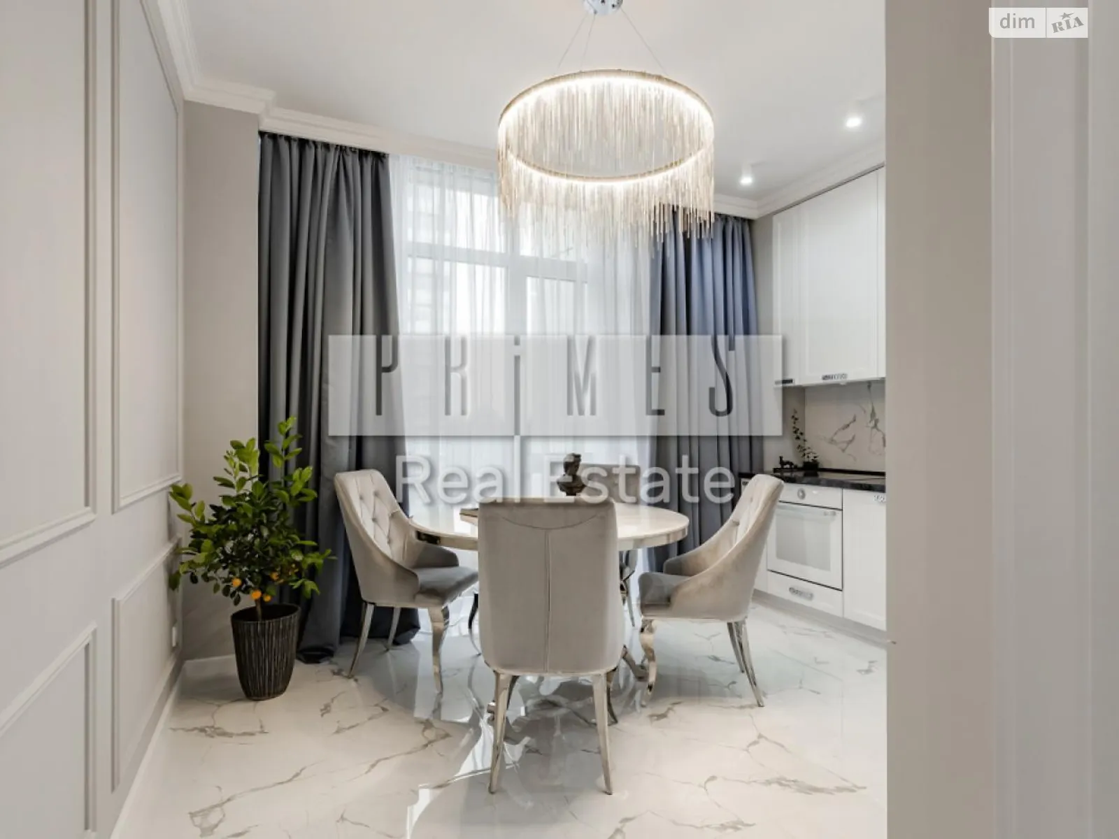 Продается 2-комнатная квартира 74 кв. м в Киеве - фото 1