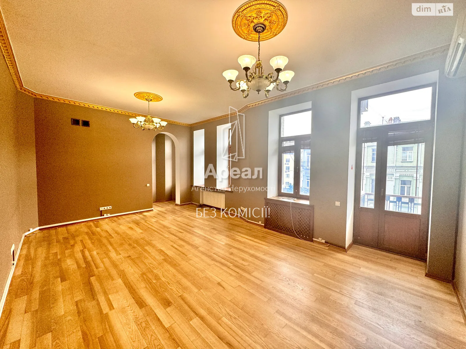 Здається в оренду офіс 160 кв. м в бізнес-центрі, цена: 1700 $ - фото 1