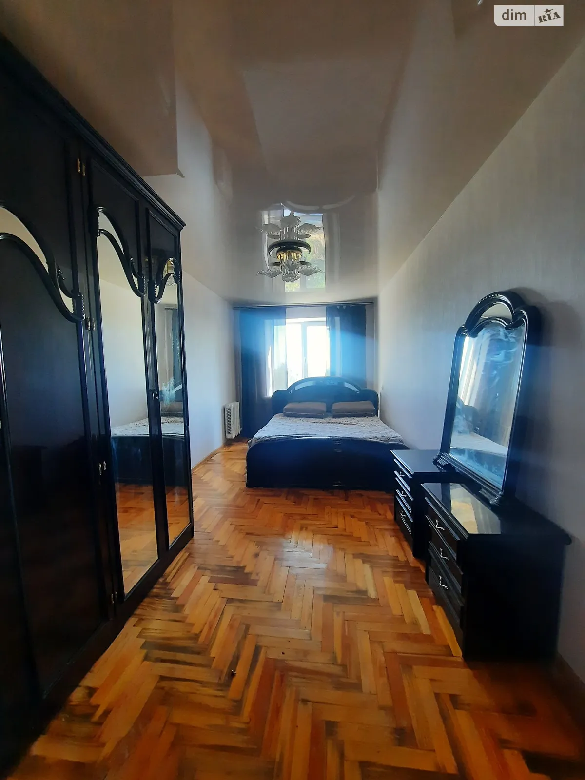 4-кімнатна квартира 82 кв. м у Запоріжжі, вул. Запорізького Козацтва - фото 1
