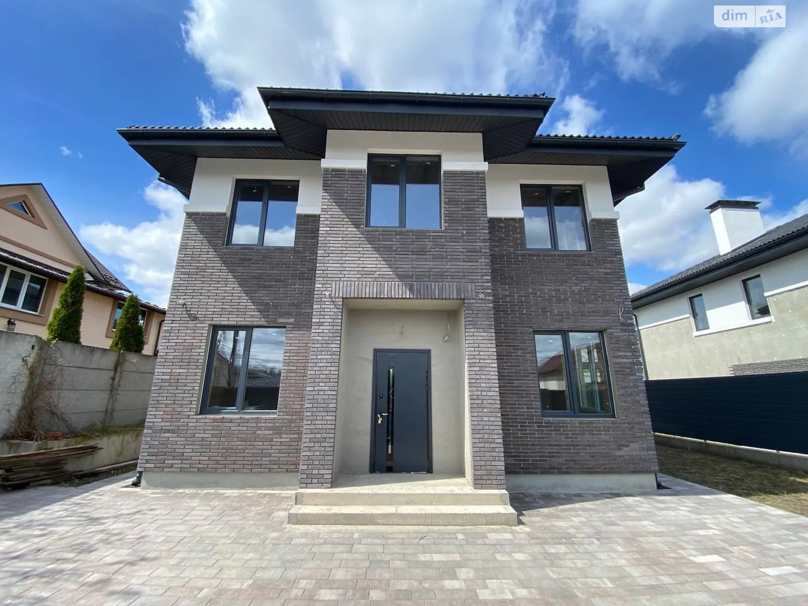 Продається будинок 2 поверховий 155 кв. м з терасою, цена: 165000 $ - фото 1