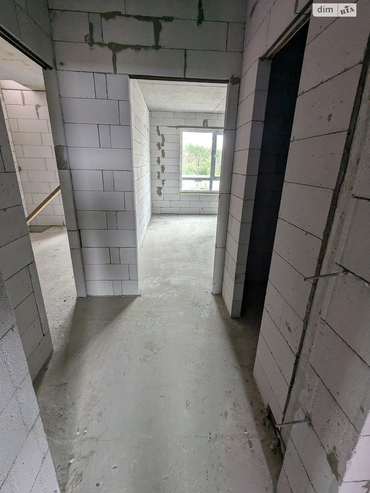 Продается 1-комнатная квартира 38 кв. м в Гостомеле, ул. Свято-Покровская(Ленина), 72 - фото 1