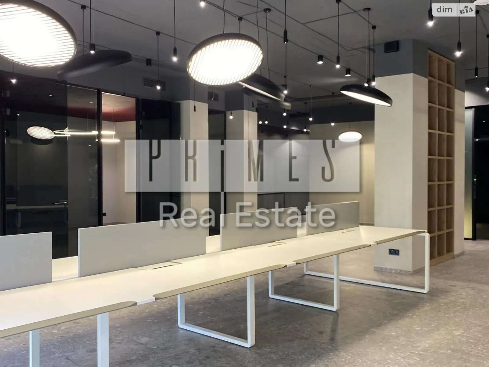 Сдается в аренду офис 253 кв. м в бизнес-центре, цена: 5566 $ - фото 1