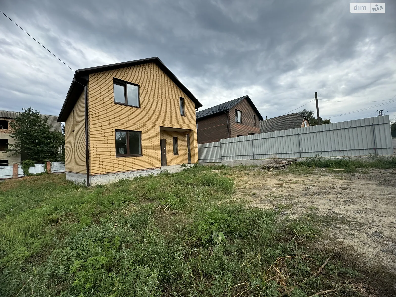 Продается дом на 2 этажа 120 кв. м с верандой, цена: 135000 $ - фото 1