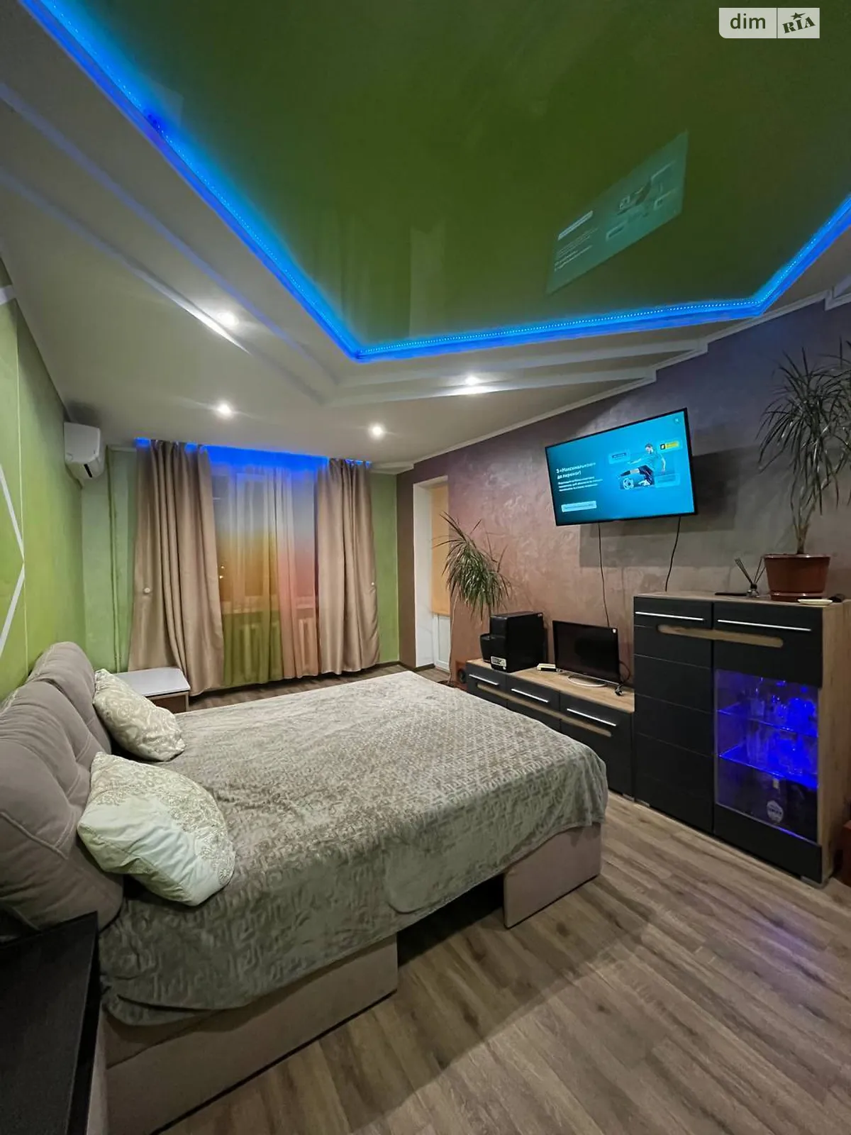 Продается 1-комнатная квартира 39.7 кв. м в Кривом Роге, просп. Мира, 29А - фото 1