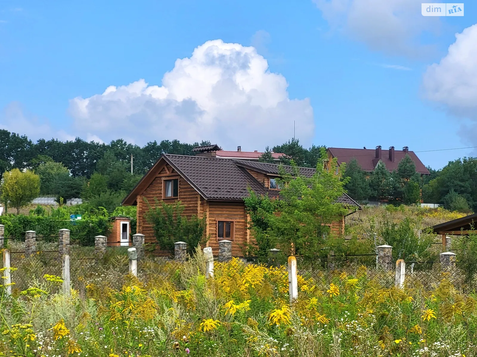 Продается дом на 2 этажа 140 кв. м с камином, цена: 81000 $ - фото 1