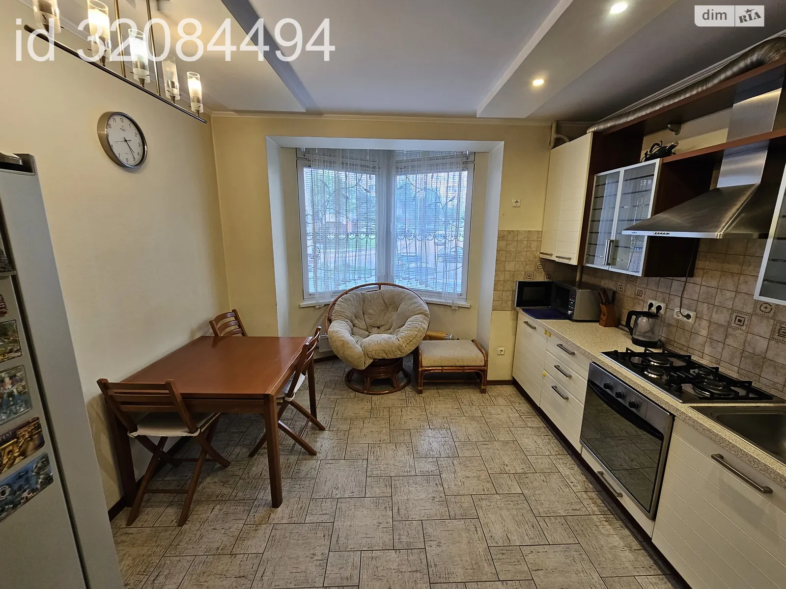 Сдается в аренду комната 86 кв. м в Львове, цена: 7500 грн - фото 1