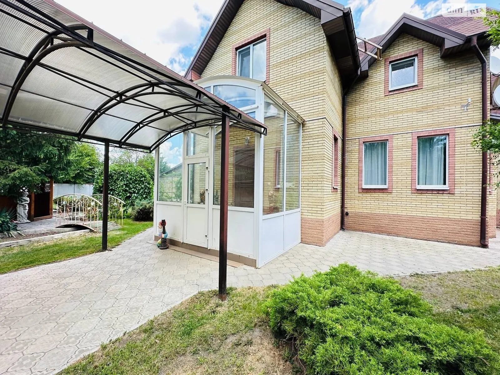 Продается дом на 2 этажа 500 кв. м с мебелью, цена: 220000 $ - фото 1